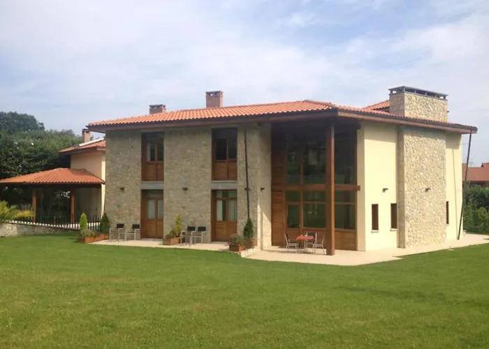 La Quintaesencia 2* La Pereda de Llanes